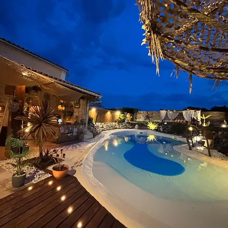 Le Relais De La Chouette Bed & Breakfast Berson Exterior photo